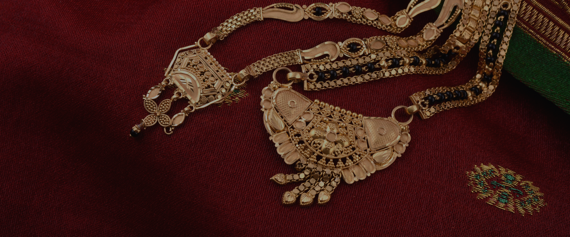 Transform Your Look with Gold Accessories